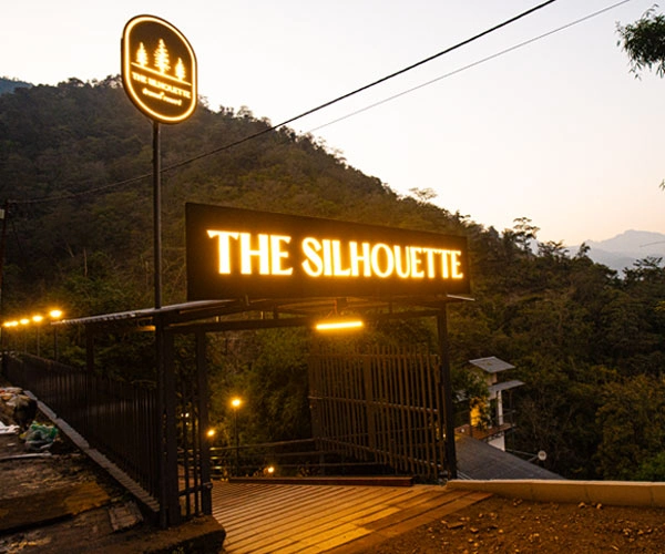 The Silhouette Resorts $i